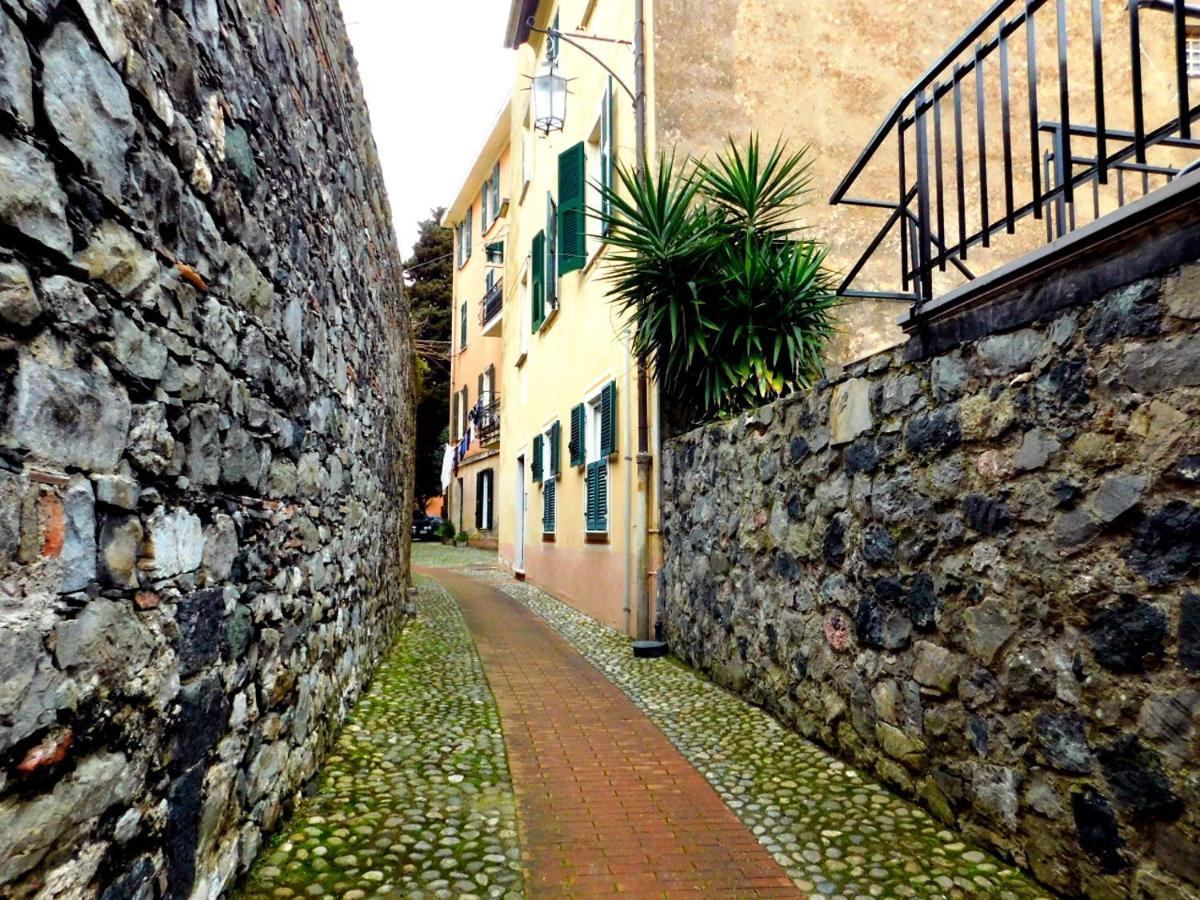 Bellissima Casa Nel Centro Storico!!! Lägenhet Levanto Exteriör bild