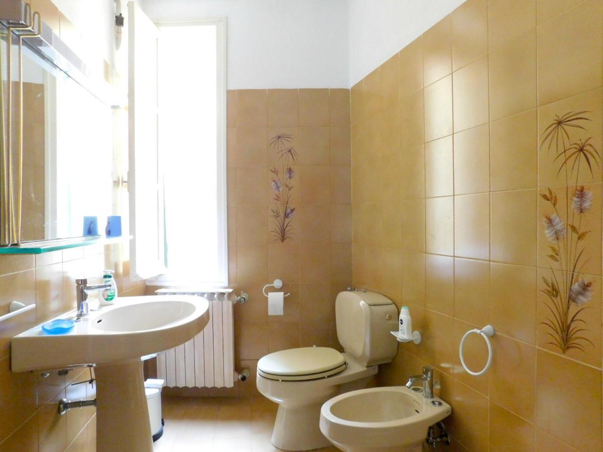 Bellissima Casa Nel Centro Storico!!! Lägenhet Levanto Exteriör bild